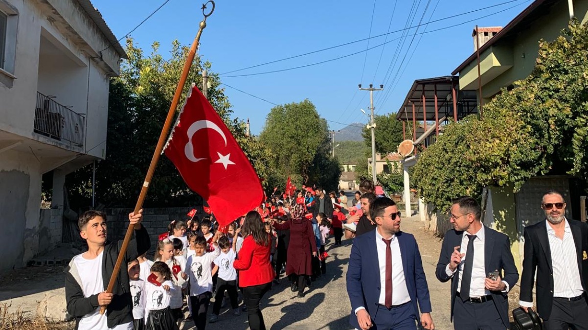 CUMHURİYET BAYRAMI OKULUMUZDA COŞKU İLE KUTLANDI...